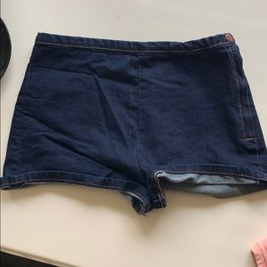 ⭐️2 FOR 20$⭐️ Forever 21 jean shorts